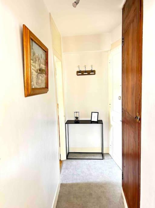 Au Bord De La Furieuse, Proche De La Grande Saline Et Des Thermes De Apartment