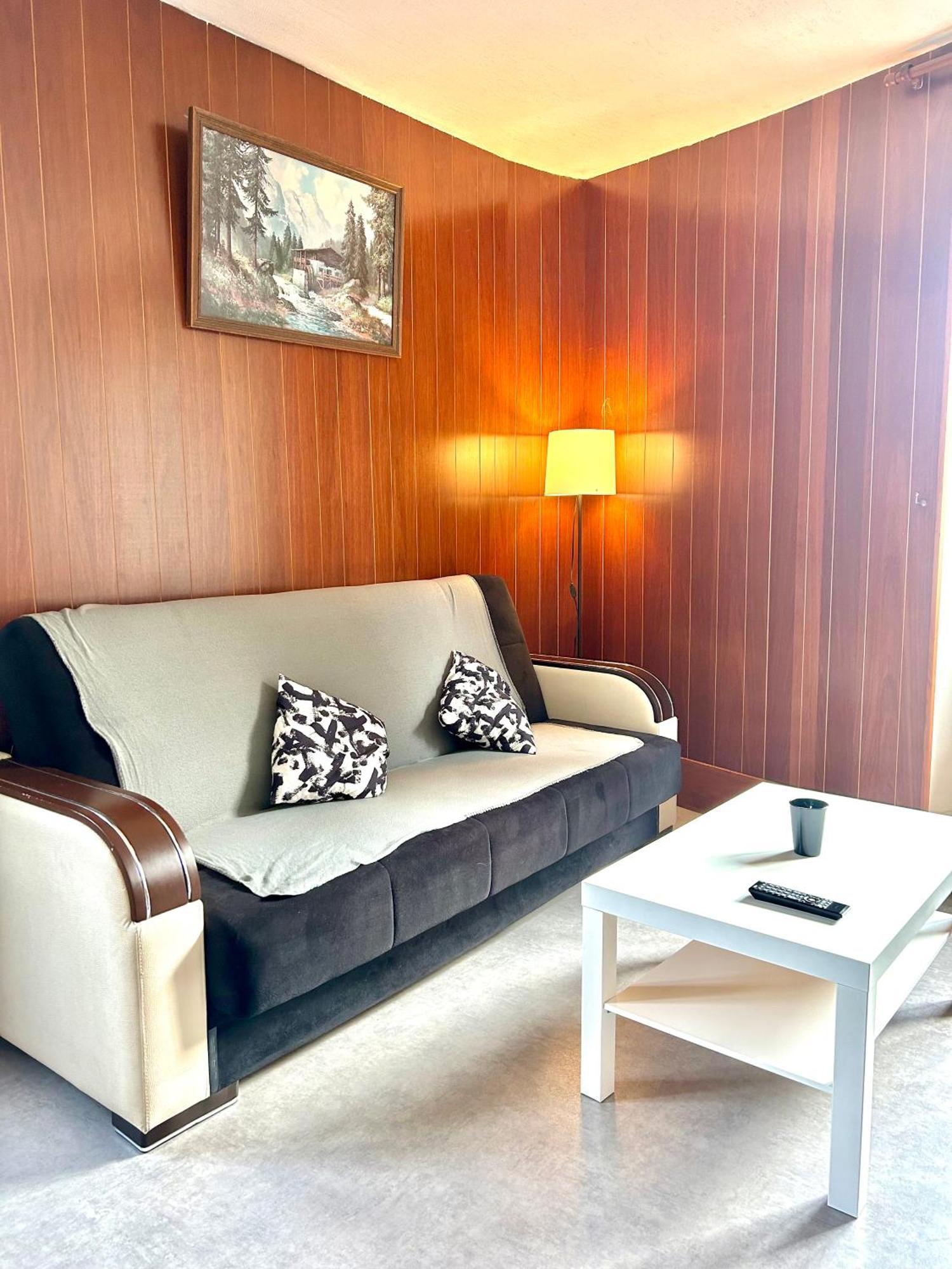Apartment Au Bord De La Furieuse, Proche De La Grande Saline Et Des Thermes De *